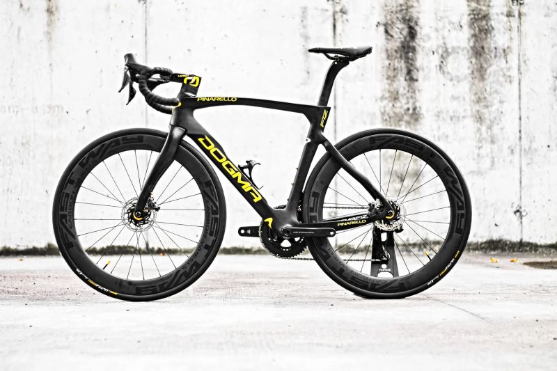 Pinarello Dogma F12, Shimano Ultegra Di2, FastWay RD60