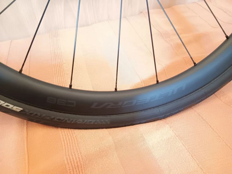 Prodám zapletená silniční kola Shimano Ultegra Carbon