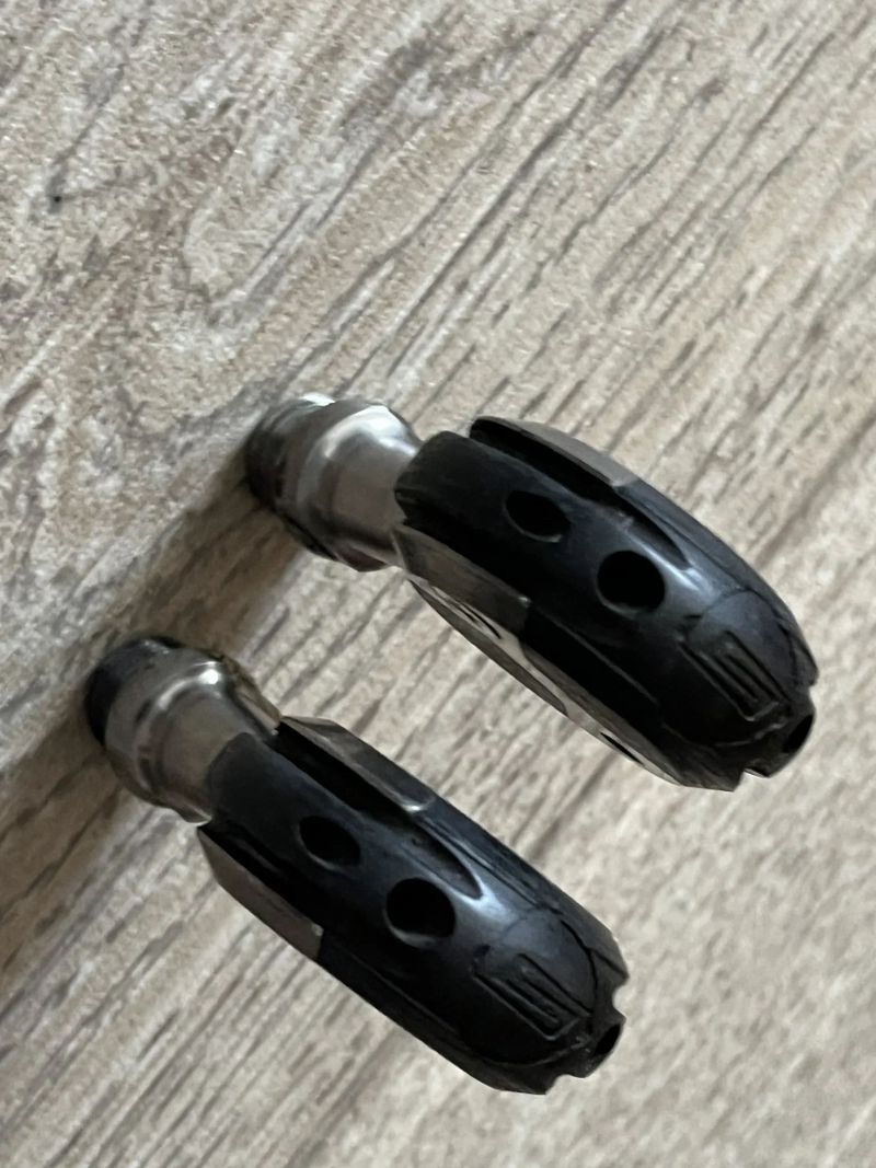 pedály Speedplay, 142g, titanové osy, skvélý stav