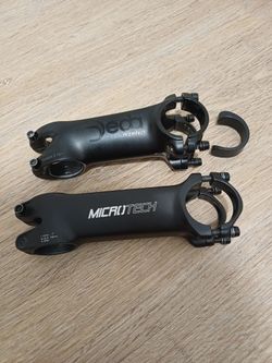 Představce Deda a Microtech