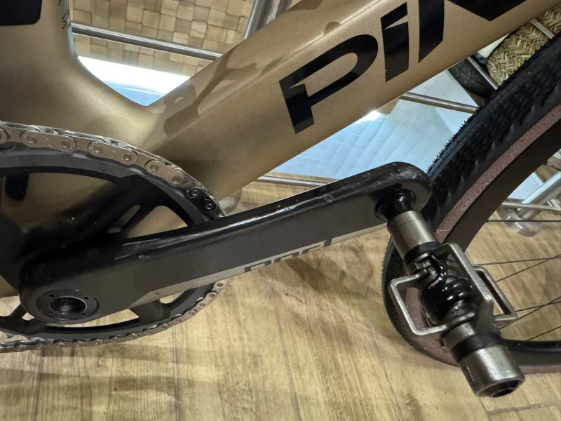 TOP gravel Pinarello Grevil - SRAM RED XPLR AXS 1 x 12 - 8,4 kg