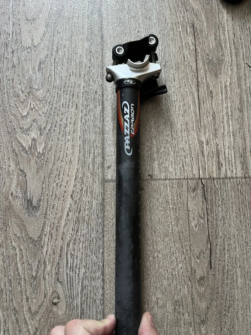 sedlovna PZ Racing Pazzaz Carbon 27.2mm, 300mm, 233g