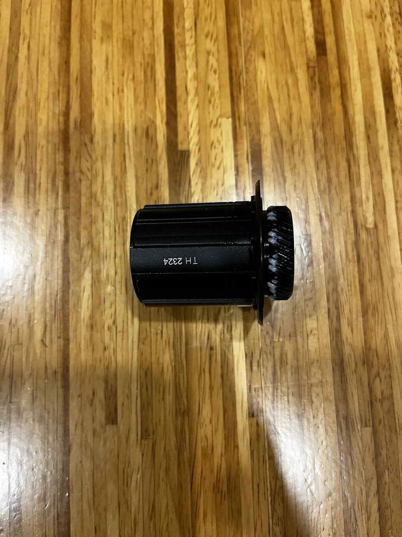 VISION ořech DB SH11 U2149 PRS w/o Spindle