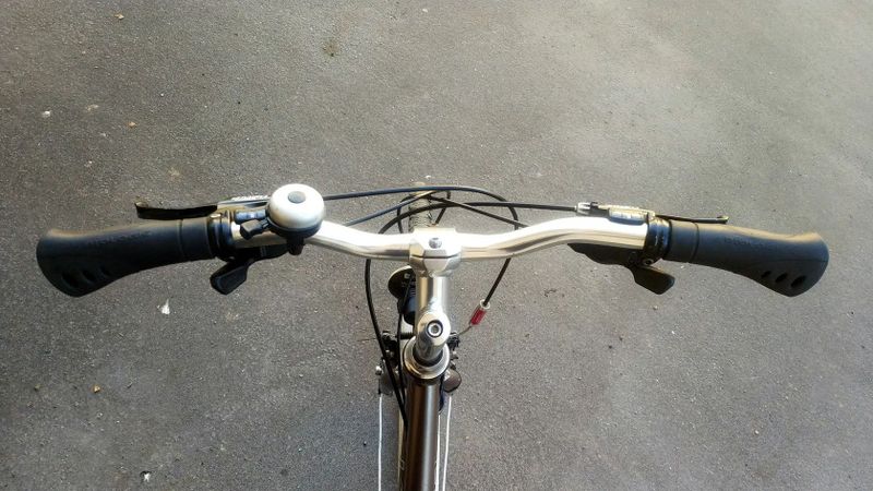 Dámské kolo Victoria Light 3x9. Skvělý rám ALU 7005, Osazení Shimano Deore LX 3x9