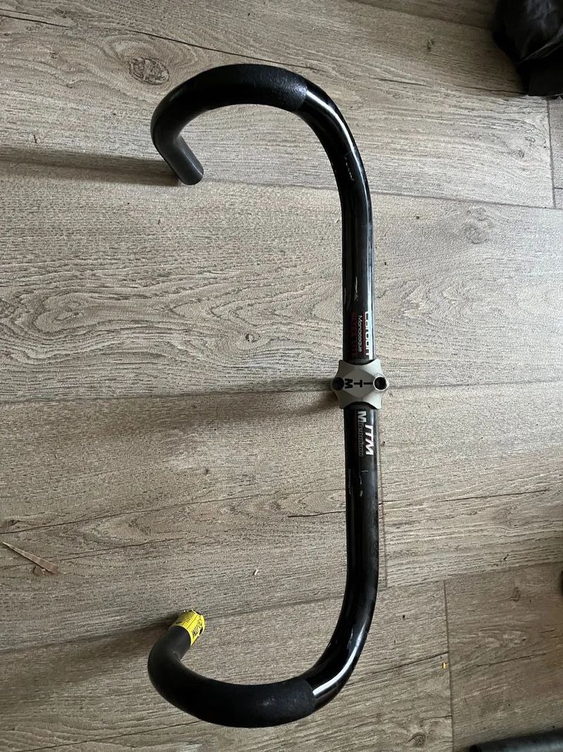 řídítka a představec ITM Millennium Carbon 40cm, 100mm