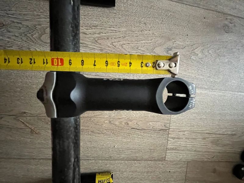 řídítka a představec ITM Millennium Carbon 40cm, 100mm