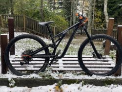 Specialized Stumpjumper, velikost S2=S, s Lyrikem 160mm, 4 pistek vpredu