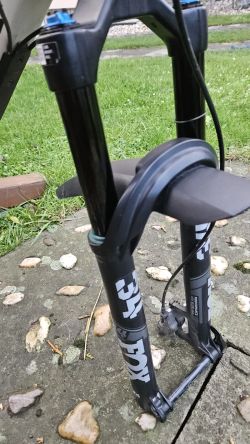 Fox PERFORMANCE ELITE 34 140mm, Fit4