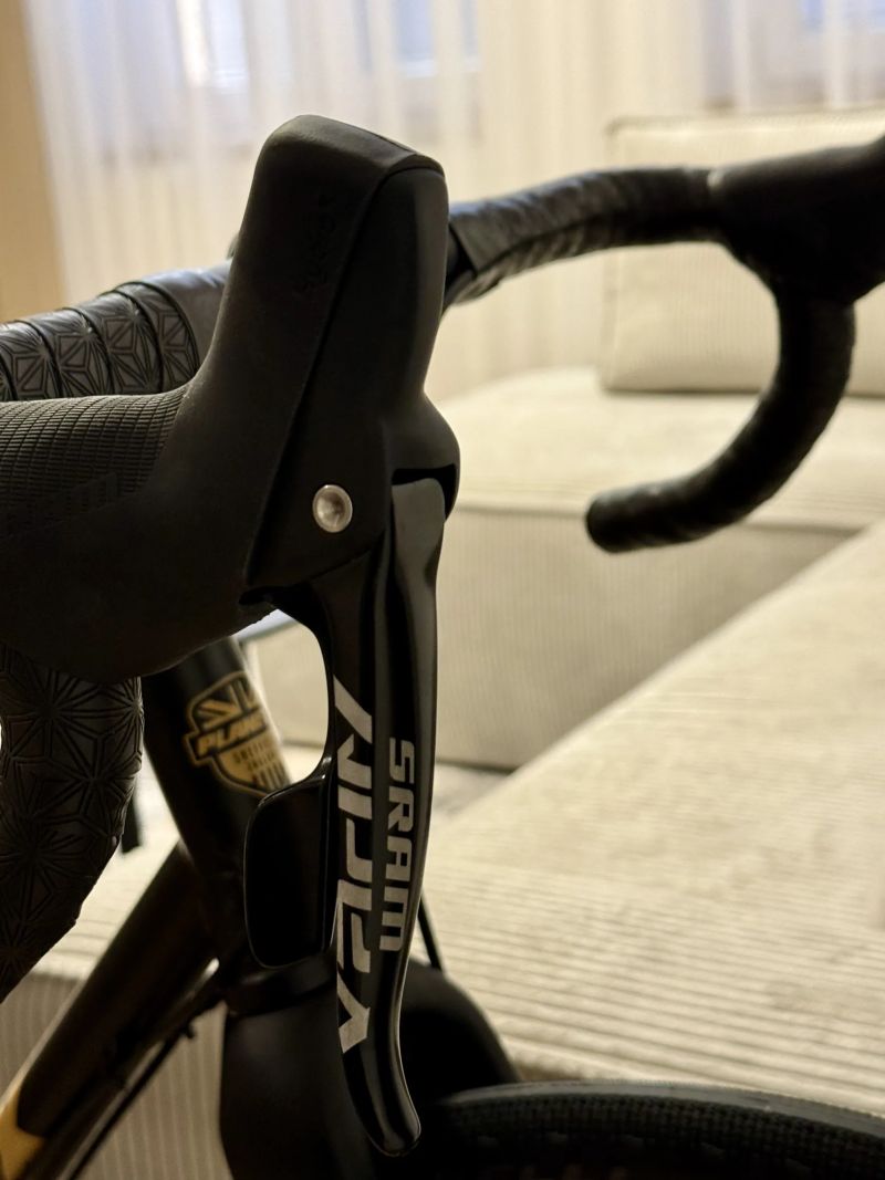 Ocelový gravel Planet X Sram Apex 1x12