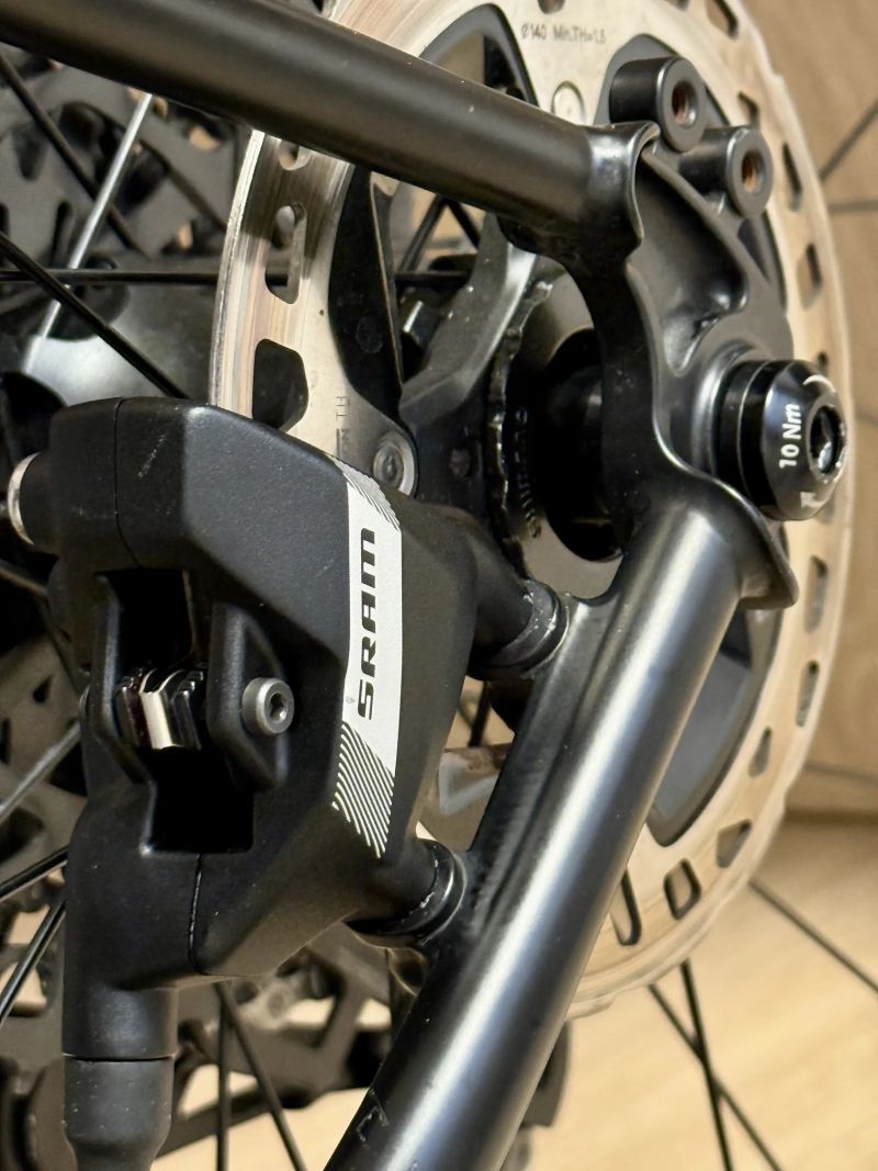 Ocelový gravel Planet X Sram Apex 1x12