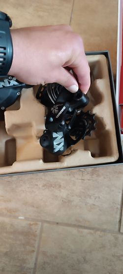 Přehazovačka + řazení Sram NX Eagle 12s