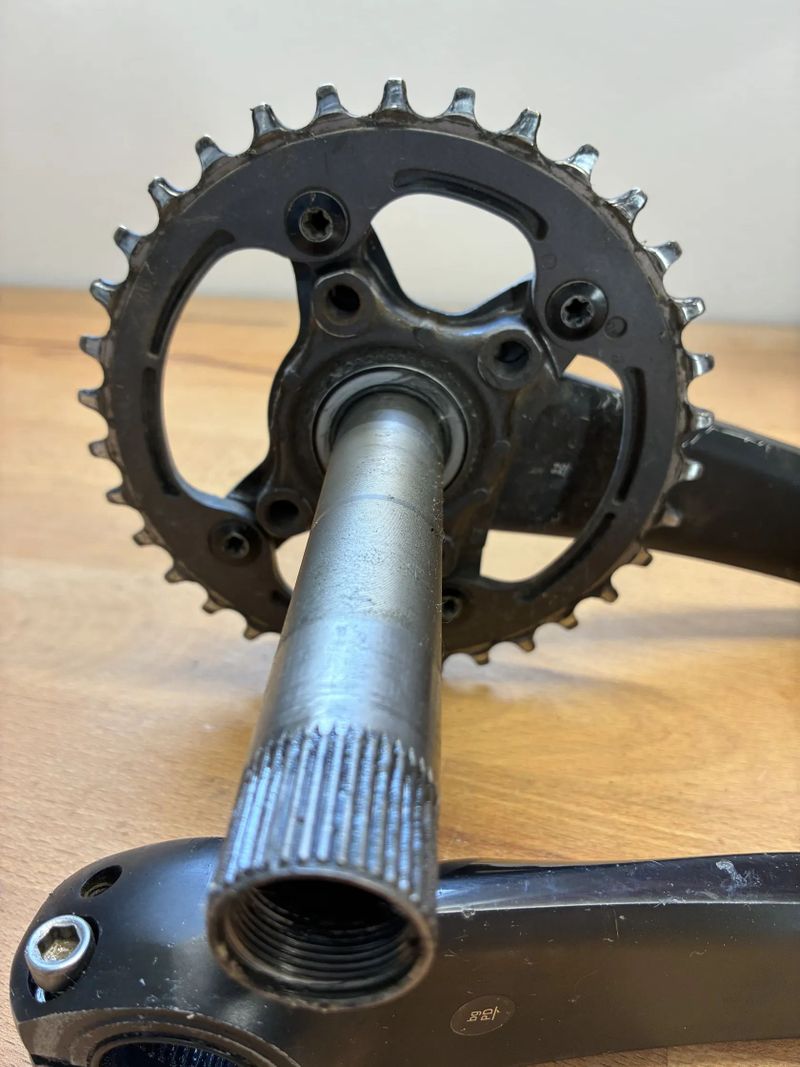 Kliky Shimano XT s převodníkem a SPD pedaly