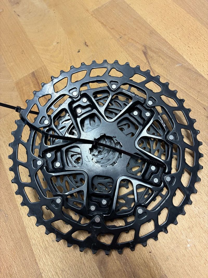 Kazeta SRAM PG-1230 NX Eagle 12 rychlostí 11-50z