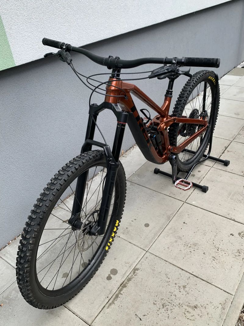 Trek Slash 8 2023