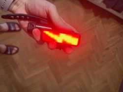 Zadní blikačka Knog BLINDER V BOLT