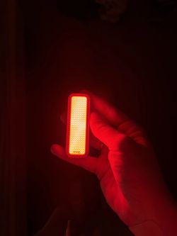 Zadní blikačka Knog BLINDER V BOLT