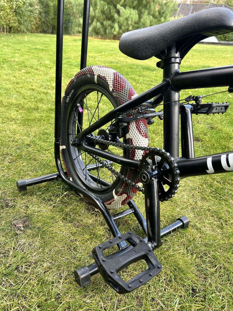 Dětské freestyle BMX kolo - CULT Juvenile 16" 2022 - Black