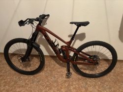 TREK SLASH 8
