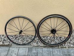 Prodám zapletená kola Fulcrum Racing Zero