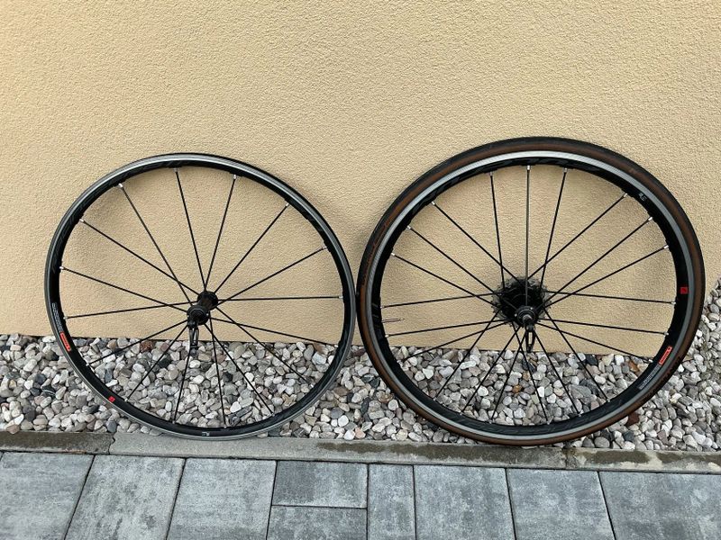 Prodám zapletená kola Fulcrum Racing Zero