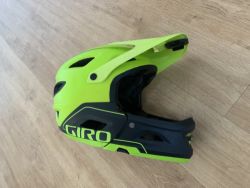 Giro Switchblade s odjímatelnou bradou