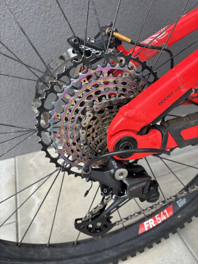 Trek Slash vel. L 