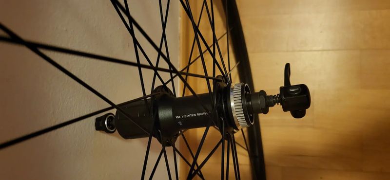 ZAPLETENÁ KOLA 29" Shimano+Jalco