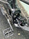 SPECIALIZED ENDURO s karbonovým vahadlem S-Works (+ náhradní vahadlo z hliníku a původní ložiska)