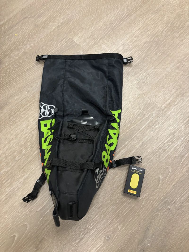 Podsedlová brašna BASAMA SADDLE PACK 14L