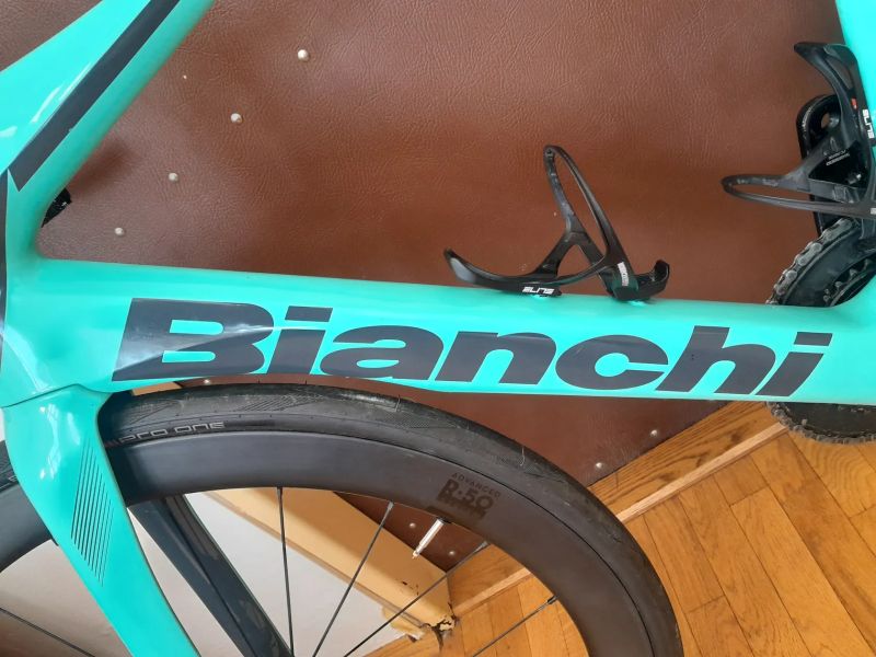 Bianchi oltre comp ultegra Di2