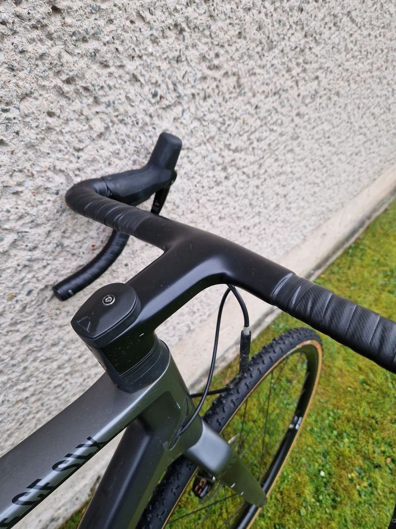 Canyon Inflite CF SLX