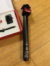 Sedlovka Rock Shox Reverb AXS nový model s ovladačem