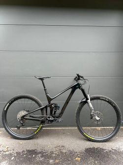 Giant Trance X karbon 