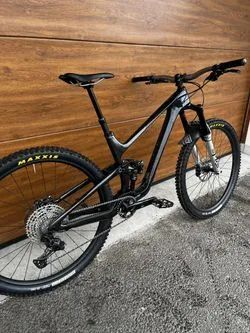 Giant Trance X karbon 