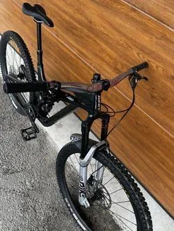 Giant Trance X karbon 