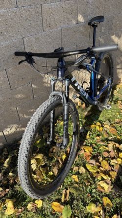 Trek Trek Supercaliber 9.8 GX Gen 1, velikost XL (Navy Smoke to Alpine Blue Fade)