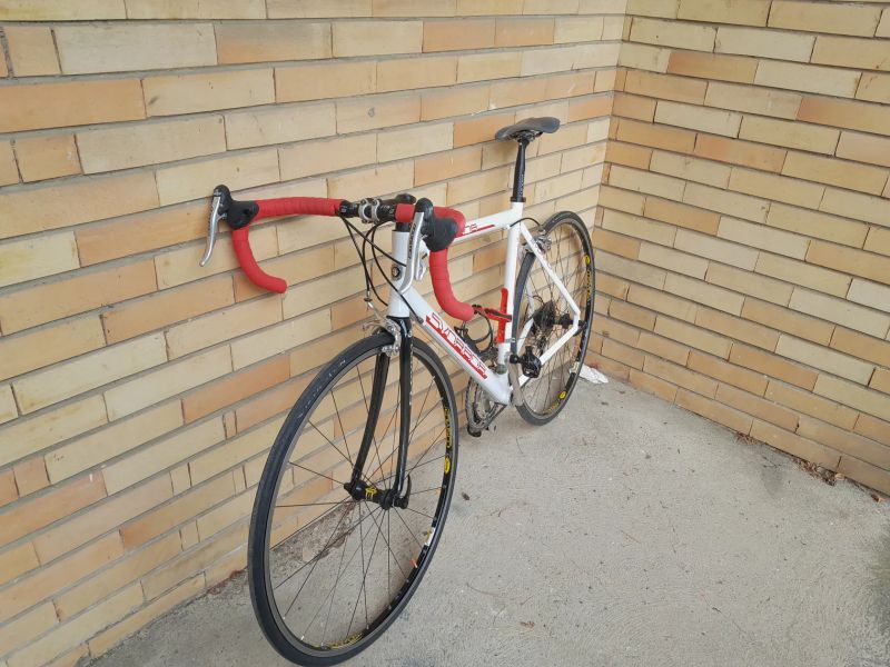 Silniční kolo Svorada