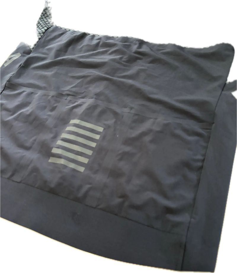 Silničářský dres od špičky v oboru- Rapha Pro Team