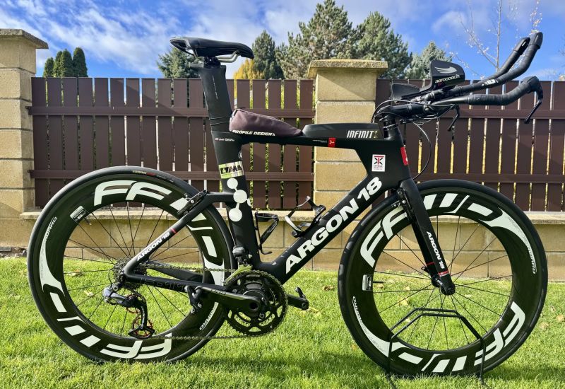 Argon 18 E-117 TriArgon 18 E-117 Tri – elektronické řazení + wattmetr, top stav - první majitel