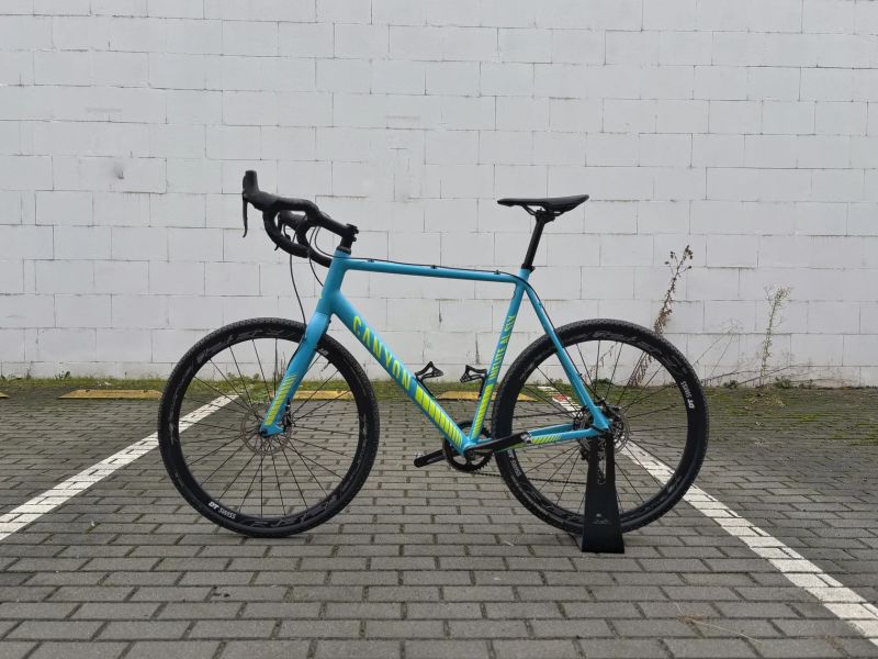 Canyon Inflite AL SLX 8.0 Pro Race ve velikosti XXL – lehké, rychlé a spolehlivé cyclocross/ gravel 
