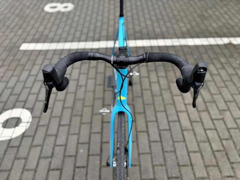 Canyon Inflite AL SLX 8.0 Pro Race ve velikosti XXL – lehké, rychlé a spolehlivé cyclocross/ gravel 