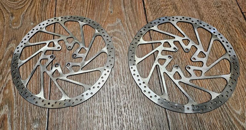 BONTRAGER zapletená kola