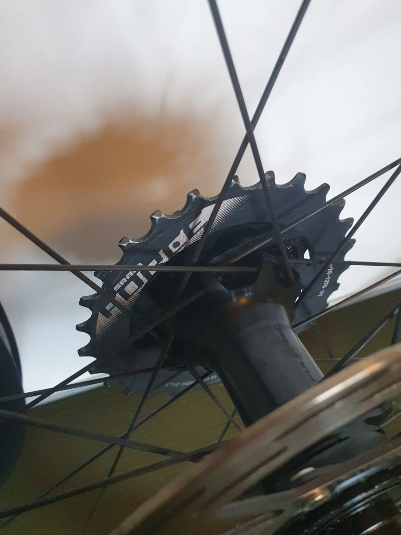 Fulcrum db500 + kazeta sram Force+kotouče komplet sada top stav