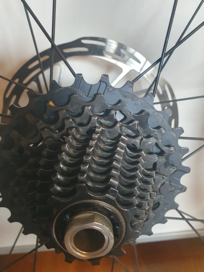 Fulcrum db500 + kazeta sram Force+kotouče komplet sada top stav