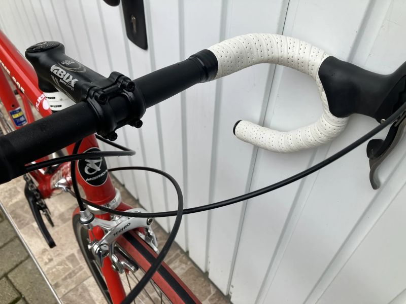 LEVNÉ SILNIČNÍ KOLO MERIDA