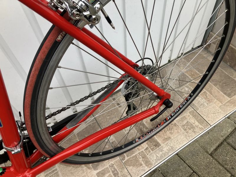 LEVNÉ SILNIČNÍ KOLO MERIDA