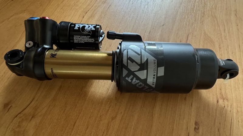 FOX Float X2 Factory 2024, 230x65mm - Nový