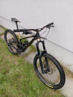 Commencal Clash