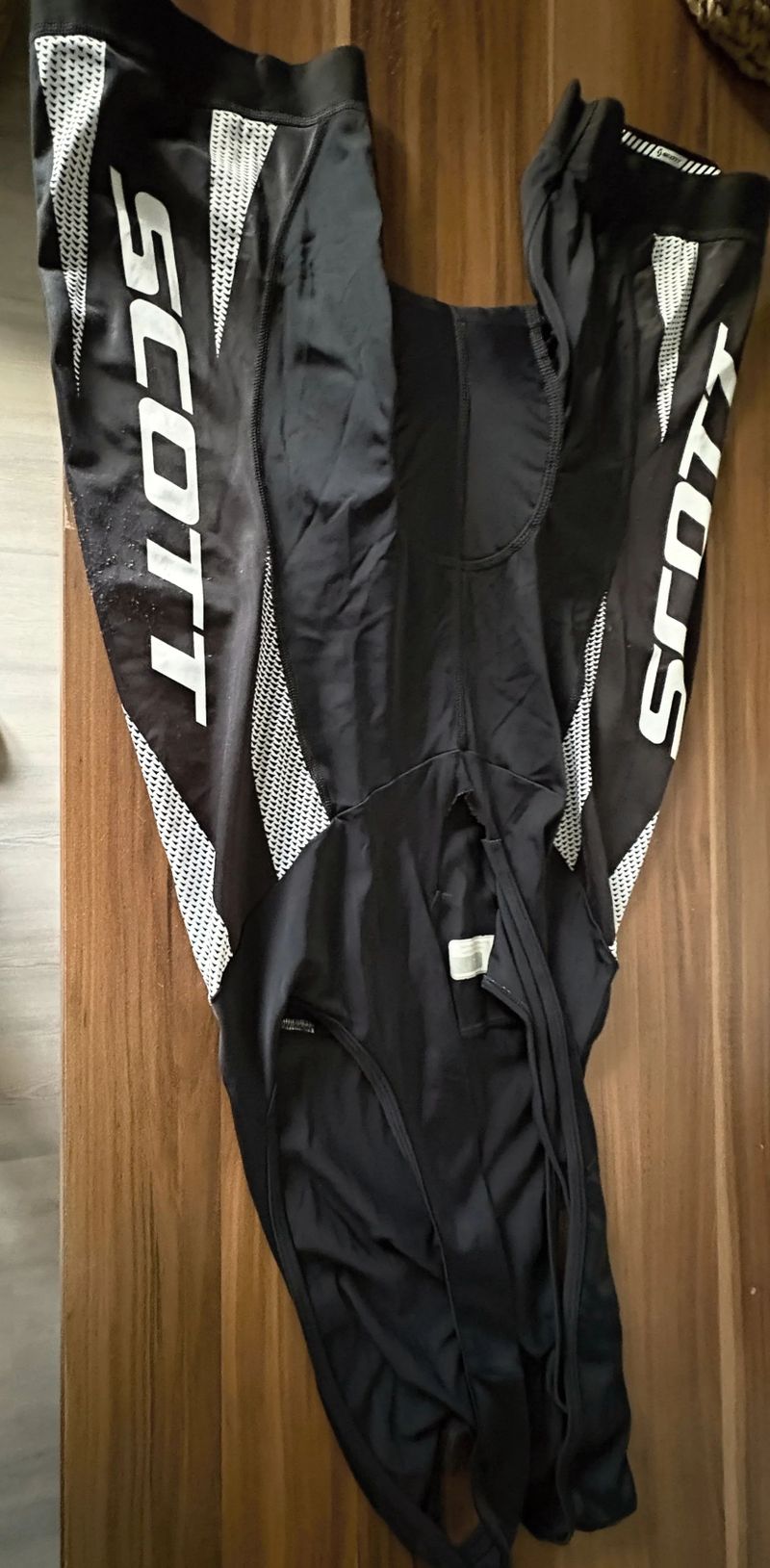 Cyklistický dres Scott RC a kraťasy Scott RC