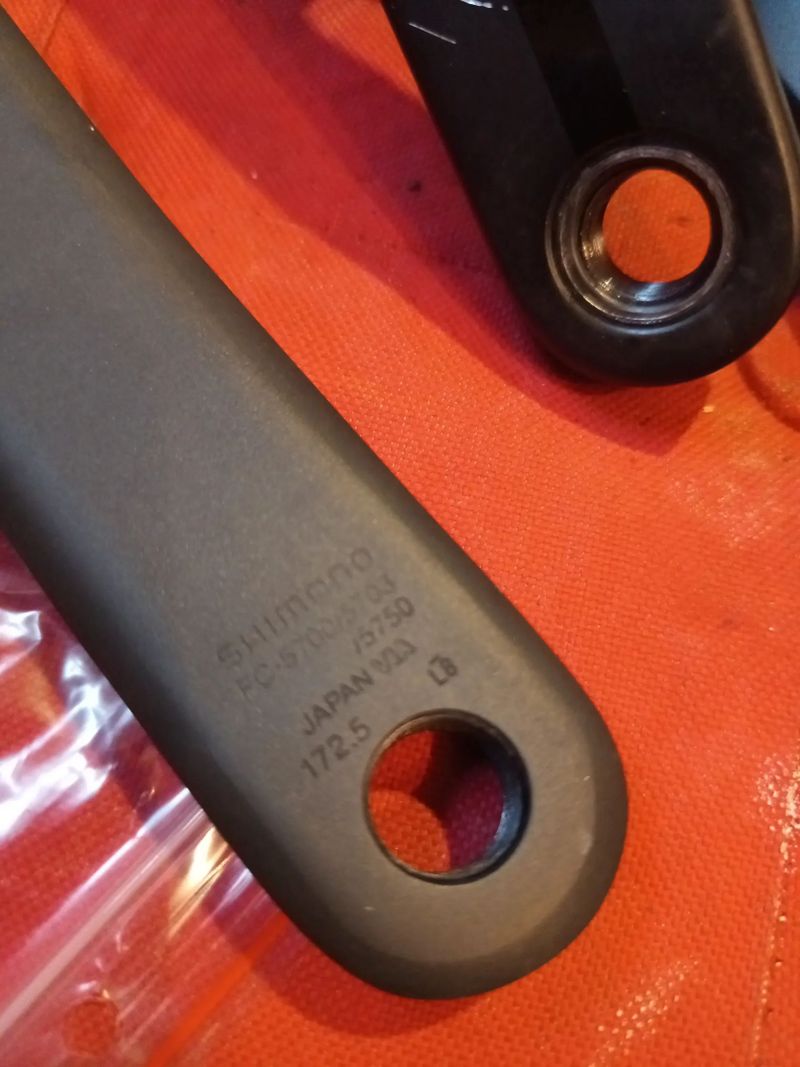 Kompletní sada Shimano 105 R5700 10s